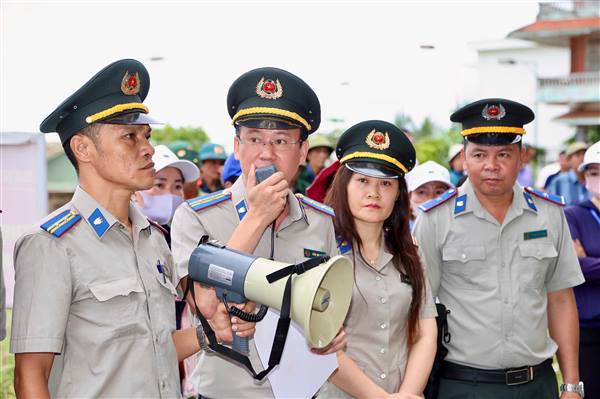 Cưỡng chế thi hành án dân sự buộc trả lại mặt bằng phục vụ chỉnh trang đô thị tại phường Đồ Sơn