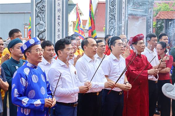 Lễ dâng hương, thượng cờ Vòng đấu loại Lễ hội Chọi trâu truyền thống Đồ Sơn - VTV năm 2026