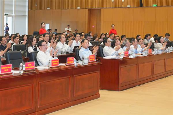 Quyết tâm hoàn thành mục tiêu khám sức khỏe định kỳ cho người dân tối thiểu 01 lần trong năm 2026