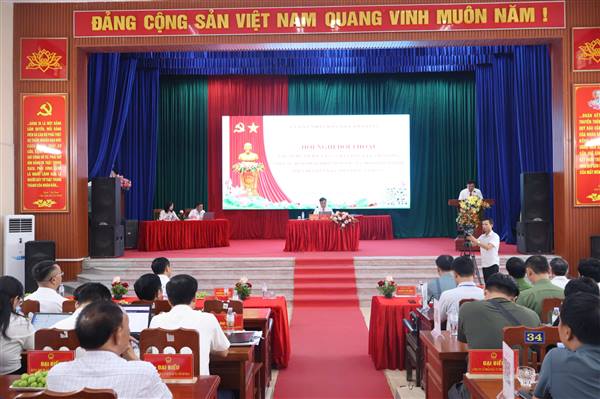 Chủ tịch UBND xã Cẩm Giàng đối thoại trực tiếp với doanh nghiệp, hợp tác xã, hộ kinh doanh năm 2026
