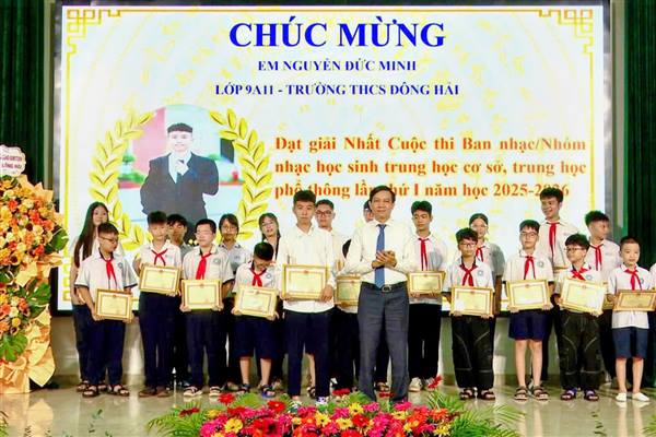 Phường Đông Hải tổng kết năm học 2025 - 2026, biểu dương học sinh giỏi tiêu biểu đạt thành tích xuất sắc 