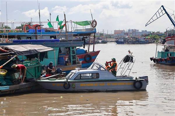 Chủ động ứng phó với thảm họa tàu thuyền trong vùng nước đường thủy nội địa do thành phố quản lý