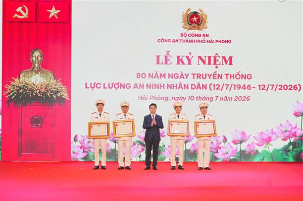 Lực lượng An ninh nhân dân Công an thành phố Hải Phòng kỷ niệm 80 năm ngày truyền thống và đón nhận nhiều phần thưởng cao quý