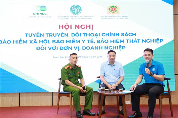 Tuyên truyền, đối thoại, giải đáp chính sách bảo hiểm xã hội, bảo hiểm y tế, bảo hiểm thất nghiệp với đơn vị, doanh nghiệp
