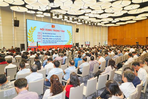 Hội nghị toàn quốc nghiên cứu, học tập, quán triệt và triển khai thực hiện Nghị quyết Hội nghị Trung ương 3, khóa XIV