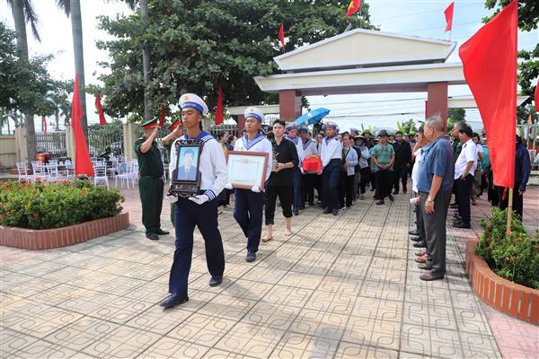 Phường Hưng Đạo đón nhận, truy điệu và an táng Liệt sĩ Phạm Văn Duy tại Nghĩa trang Liệt sĩ phường