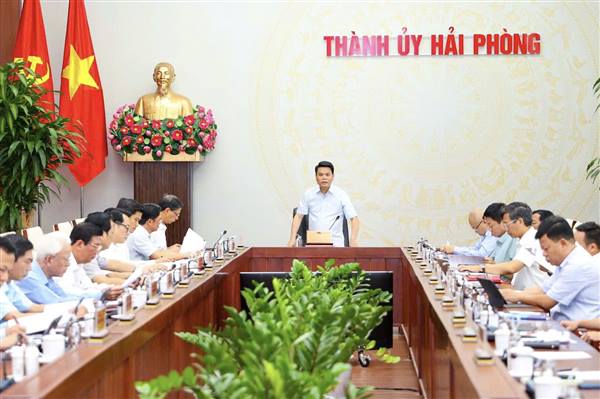 Ban Thường vụ Thành ủy nghe báo cáo, cho ý kiến và thực hiện một số nội dung