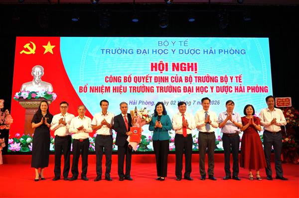 Công bố Quyết định bổ nhiệm Hiệu trưởng Trường Đại học Y Dược Hải Phòng