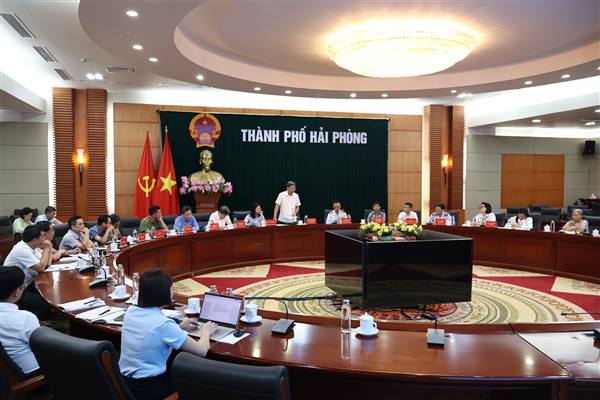Phó Chủ tịch Thường trực UBND thành phố Lê Anh Quân tiếp công dân, tháo gỡ vướng mắc liên quan 2 dự án tại phường Hải An