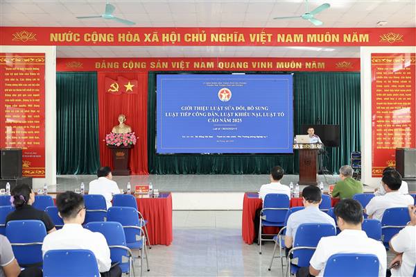 Xã Kiến Hải tọa đàm trao đổi các nội dung mới của Luật Tiếp công dân, Luật Khiếu nại, Luật Tố cáo và Luật Phòng, chống tham nhũng