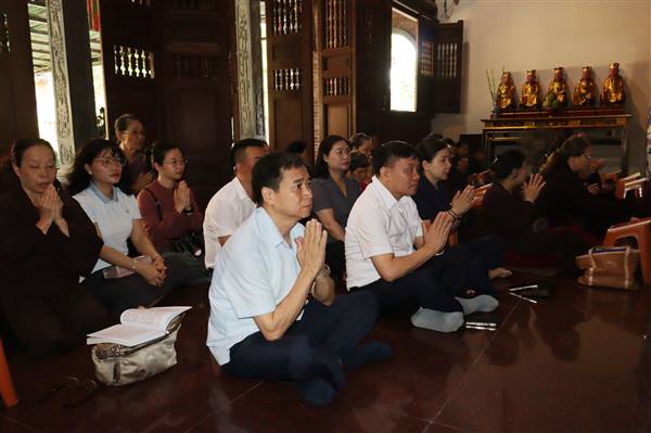 Phường Lê Chân tổ chức Lễ cầu siêu tưởng niệm các Anh hùng liệt sĩ tại chùa Phổ Chiếu