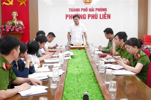 Phường Phù Liễn kiện toàn lực lượng bảo vệ an ninh, trật tự ở cơ sở và lực lượng dân phòng