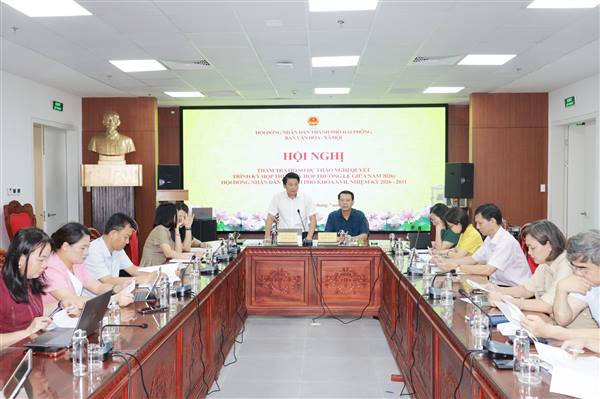 Ban Văn hóa - Xã hội HĐND thành phố thẩm tra hồ sơ trình Kỳ họp thường lệ giữa năm 2026 HĐND thành phố khoá XVII, nhiệm kỳ 2026 - 2031