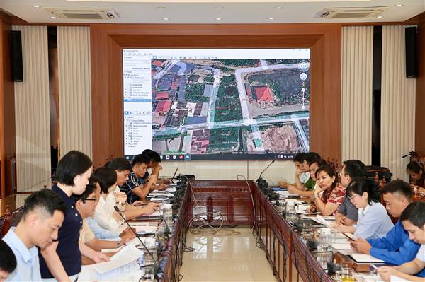 Phường Thủy Nguyên triển khai công tác cưỡng chế thu hồi đất thực hiện Dự án đường nối Khu đô thị Bắc Sông Cấm đến đảo Vũ Yên
