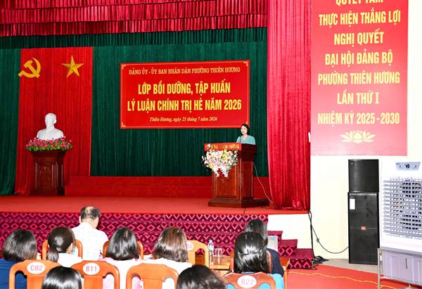 Đảng ủy phường Thiên Hương bồi dưỡng, tập huấn lý luận chính trị hè năm 2026 cho cán bộ quản lý, giáo viên