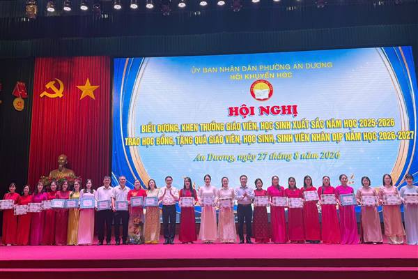 Hội Khuyến học phường An Dương khen thưởng, trao học bổng cho giáo viên, học sinh xuất sắc năm học 2025 - 2026