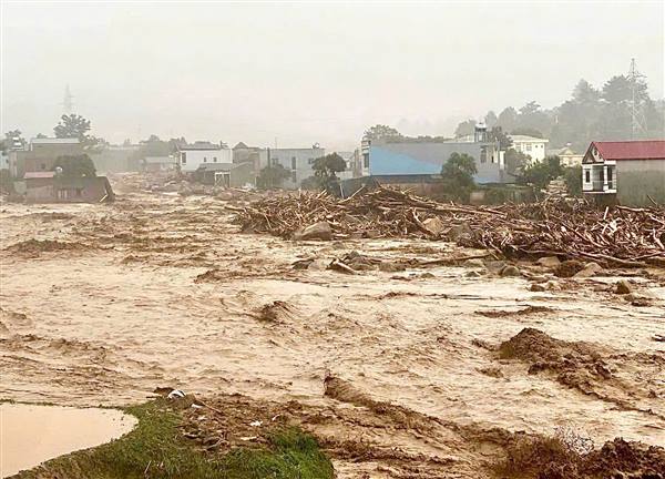 Ban Vận động Cứu trợ thành phố hỗ trợ Nhân dân tỉnh Lai Châu 3 tỷ đồng khắc phục hậu quả do mưa lũ