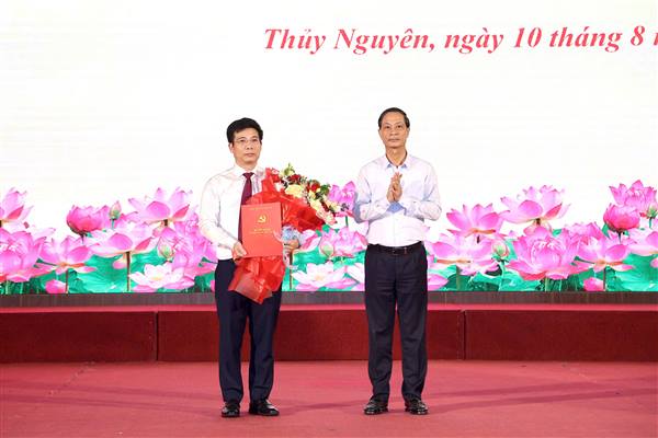 Điều động và chỉ định đồng chí Bùi Hùng Thiện, Chánh Văn phòng Thành ủy giữ chức vụ Bí thư Đảng ủy phường Thủy Nguyên, nhiệm kỳ 2025 - 2030
