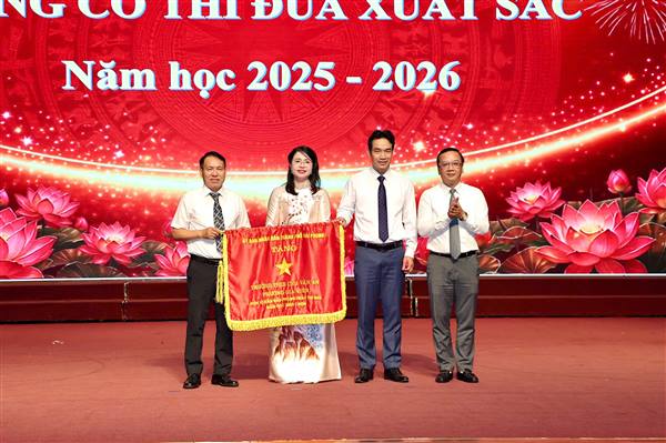 Phường Gia Viên tổng kết năm học 2025 - 2026, biểu dương, khen thưởng các tập thể, cá nhân xuất sắc
