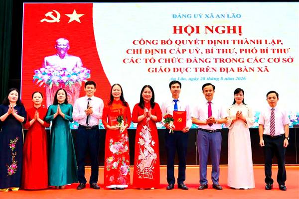 Xã An Lão sắp xếp tổ chức Đảng tại các cơ sở giáo dục