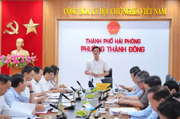 Đồng chí Phạm Văn Lập, Chủ tịch Ủy ban MTTQ Việt Nam thành phố làm việc với 05 xã, phường về thực hiện Nghị quyết 11-NQ/TU và vận hành chính quyền 2 cấp