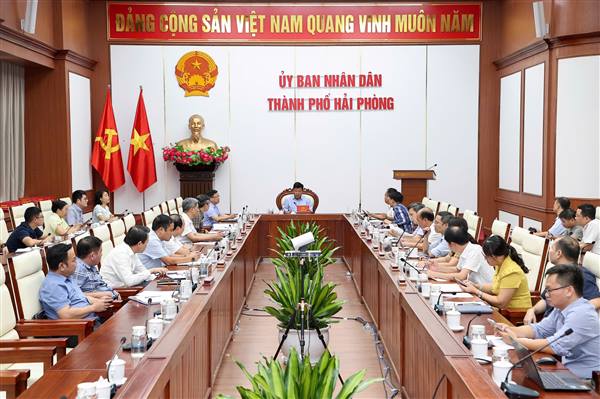 Đẩy nhanh tiến độ giải phóng mặt bằng Dự án đường sắt Lào Cai - Hà Nội - Hải Phòng đoạn qua khu vực phía Tây thành phố