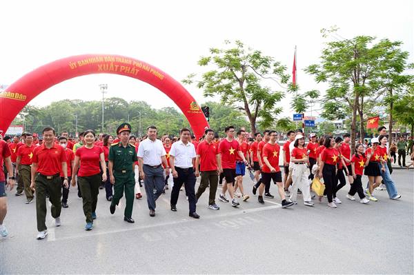 Thành phố Hải Phòng đồng loạt hưởng ứng chương trình đi bộ “Cùng Việt Nam tiến bước” năm 2026