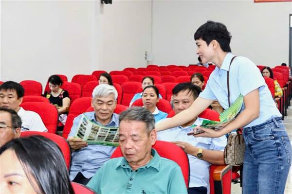 Phường Đông Hải tuyên truyền thu gom xử lý chất thải rắn, triển khai mô hình “Rác không chạm đất”
