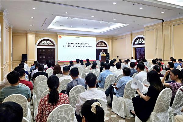 Sở Nội vụ tập huấn công tác quản lý nhà nước về hội, quỹ xã hội, quỹ từ thiện trong tình hình mới