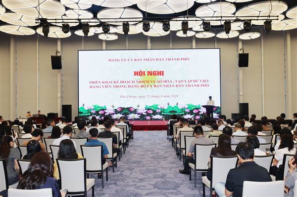 Đảng ủy UBND thành phố triển khai Kế hoạch nhiệm vụ số hóa, tạo lập dữ liệu đảng viên trong Đảng bộ
