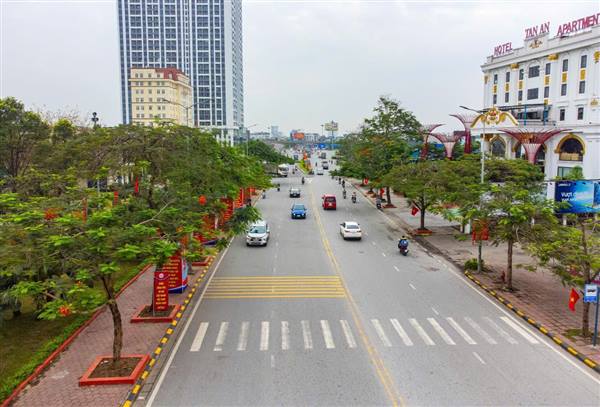 Cán bộ, công chức, viên chức và người lao động thành phố đi làm bù vào Thứ Bảy, ngày 22/8/2026 dịp nghỉ lễ Quốc khánh 2026

