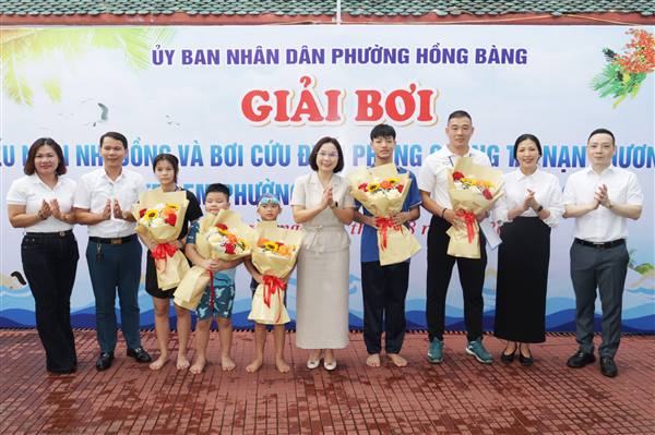 Phường Hồng Bàng khai mạc giải bơi thiếu niên, nhi đồng và bơi cứu đuối, phòng chống tai nạn thương tích cho trẻ em - Hè năm 2026