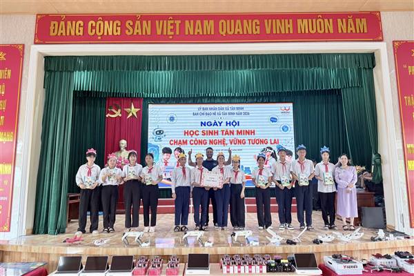Xã Tân Minh tổ chức Ngày hội trải nghiệm tiếng Anh và công nghệ số cho học sinh