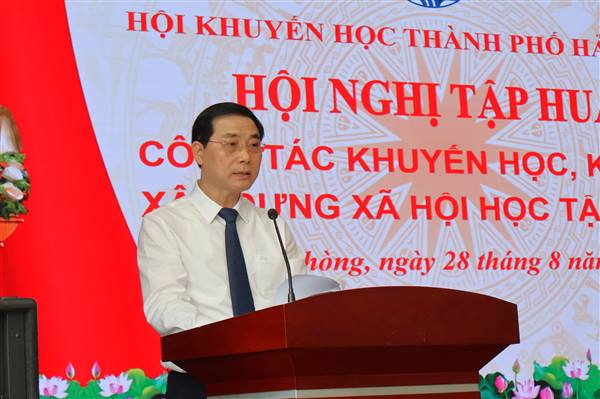 Hội Khuyến học thành phố đẩy mạnh ứng dụng chuyển đổi số và trí tuệ nhân tạo (AI) trong công tác khuyến học, khuyến tài