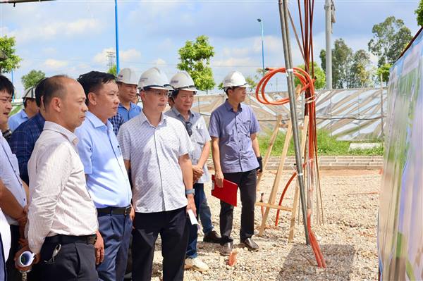 Phó Chủ tịch UBND thành phố Trần Văn Quân kiểm tra tiến độ các dự án đầu tư công trọng điểm và hạ tầng tái định cư