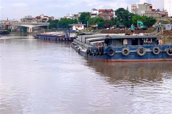 Thông báo hạn chế giao thông đường thủy nội địa khu vực sông Đào Hạ Lý trong tháng 9/2026