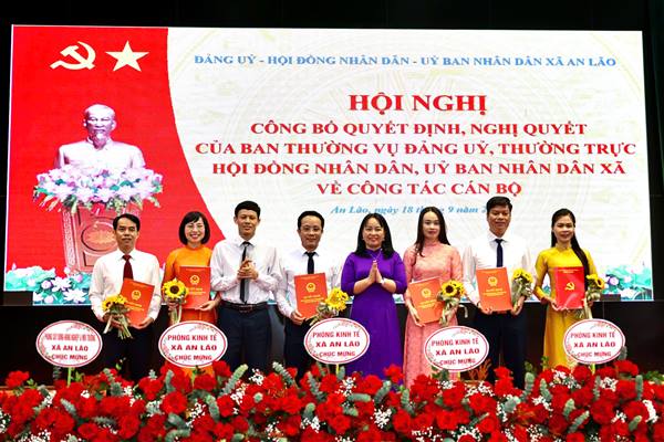 Xã An Lão tổ chức Hội nghị công bố các quyết định, nghị quyết về công tác cán bộ
