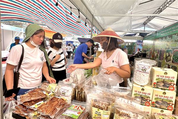 Sôi nổi các hoạt động tại Ngày hội “Công nhân Việt Nam kiên quyết nói không với ma túy”