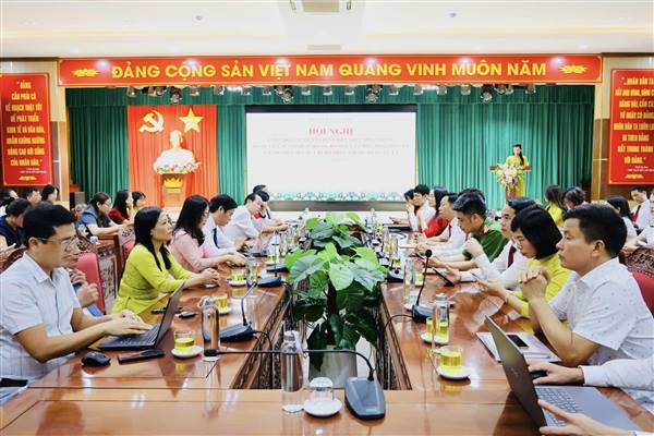 Đảng ủy xã An Lão công bố các quyết định kết thúc hoạt động của 2 Đảng bộ, thành lập mới 11 chi bộ 