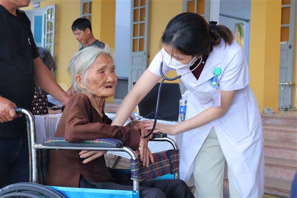 Xã An Phú triển khai chiến dịch khám sức khỏe, khám sàng lọc miễn phí cho hơn 8.300 người dân