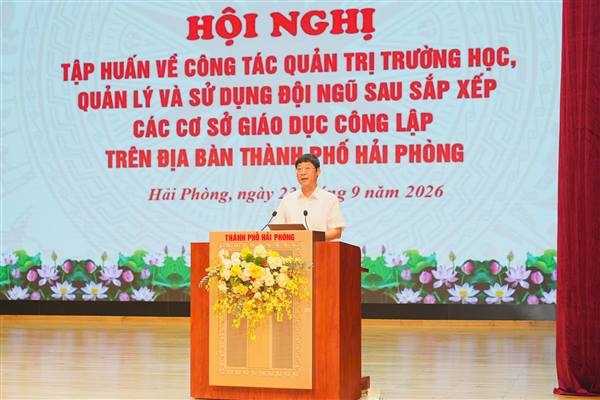 Tập huấn về công tác quản trị trường học, quản lý và sử dụng đội ngũ sau sắp xếp các cơ sở giáo dục công lập trên địa bàn thành phố