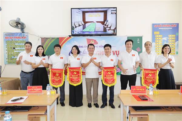 Đảng ủy phường Hồng An giao lưu nghiệp vụ trong nội bộ cơ quan Đảng, đoàn thể phường năm 2026