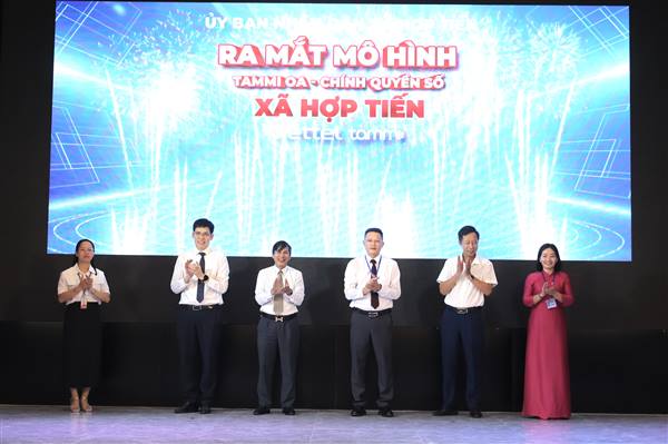 Ra mắt mô hình “Tami OA - Chính quyền số xã Hợp Tiến”