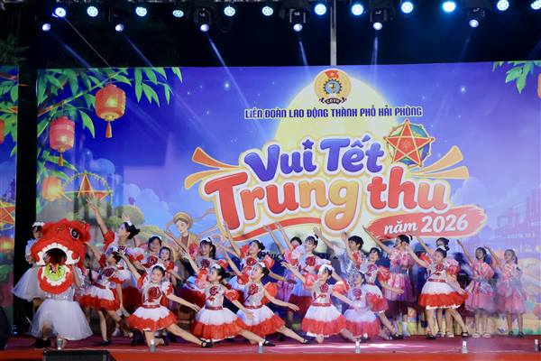 Rộn ràng chương trình “Vui Tết Trung thu năm 2026” tại Khu công nghiệp Phúc Điền