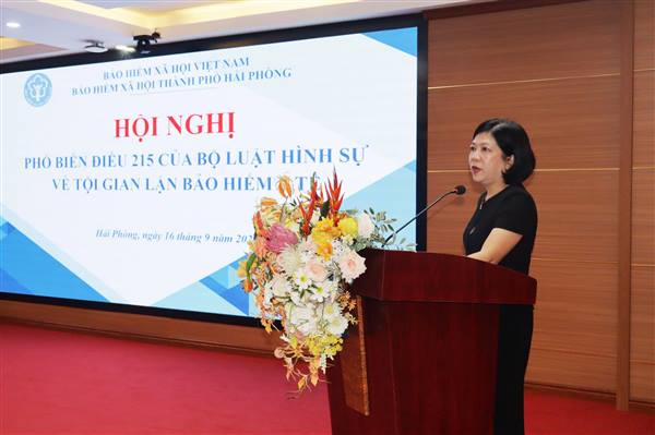 Bảo hiểm xã hội thành phố Hải Phòng phổ biến Điều 215 của Bộ luật Hình sự về tội gian lận bảo hiểm y tế