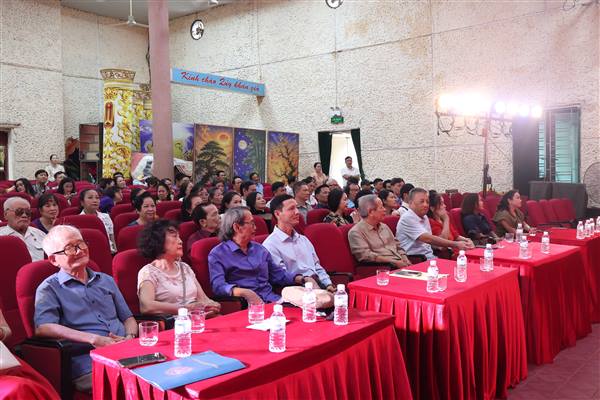 Kỷ niệm Ngày Sân khấu Việt Nam lần thứ XVI tại Hải Phòng, tri ân các thế hệ nghệ sĩ