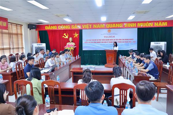 Tìm kiếm giải pháp phát triển nguồn nhân lực bền vững cho các khu công nghiệp, khu kinh tế