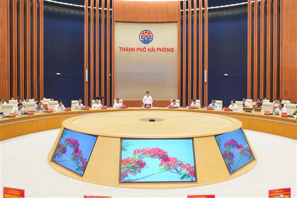 Kiên định mục tiêu, tập trung thực hiện thắng lợi Nghị quyết số 11-NQ/TU của Ban Chấp hành Đảng bộ thành phố
