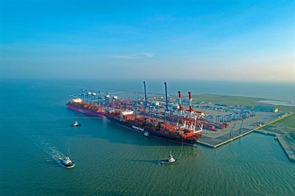 
Strong potential for seaport and logistics development in Hai Phong
