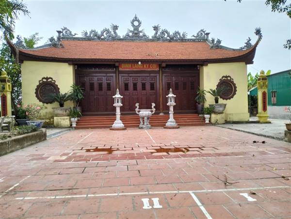 
Ky coi communal house and pagoda - a cradle of revolution